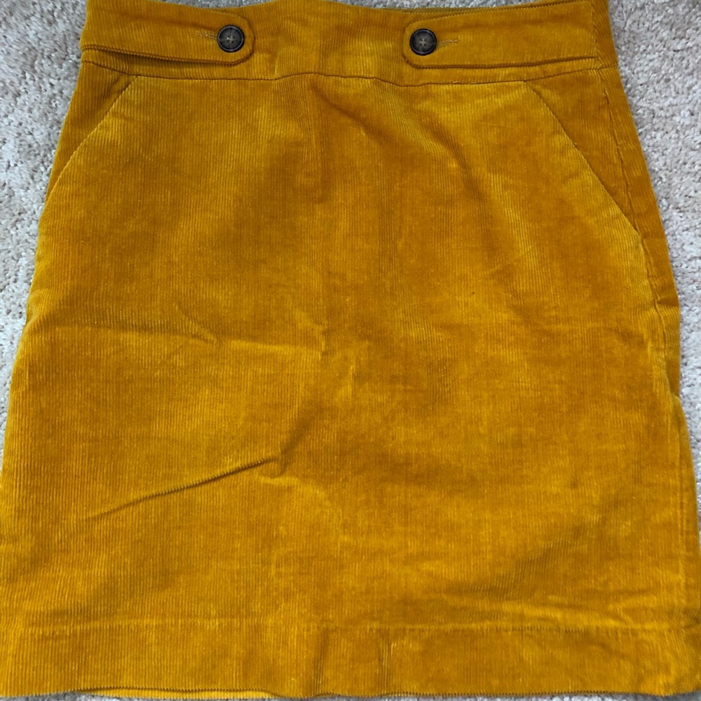 Banana Republic Yellow skirt